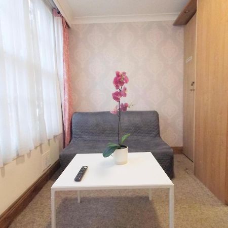 Flat 1 At 6 Taunton Mews Apartment London Bagian luar foto